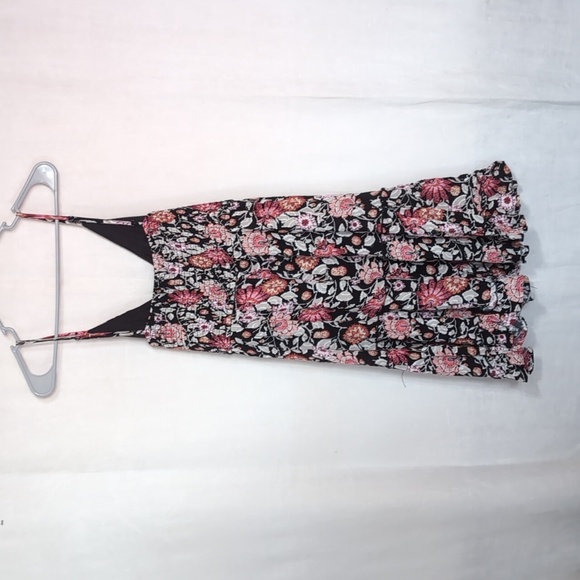 Maurices Black Pink Floral Tie Chest Tiered Dress Size Medium - Picture 6 of 6